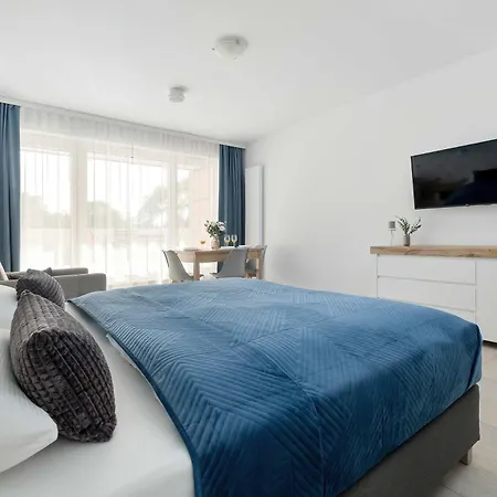 Aquamarina Prima 06 Cozy By The By Renters Apartment